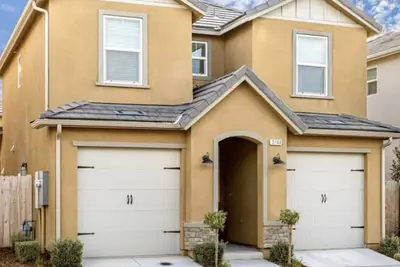 Image de At last a new beautiful house is yours to enjoy