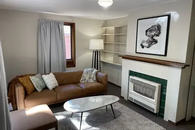Image de Quaint & Cosy Stay in leafy prestigious suburb
