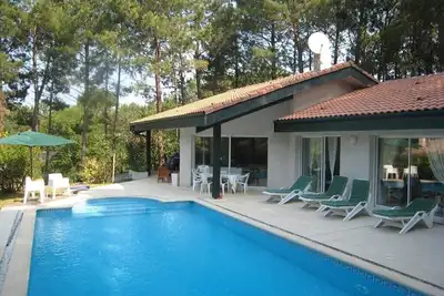 Image de 557 Gascogne - Confortable villa de plain-pied avec piscine au Golf