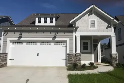 Image de Country Cottage near the City!