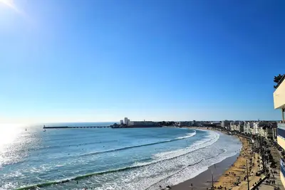 Image de Appartement familial face mer avec balcon