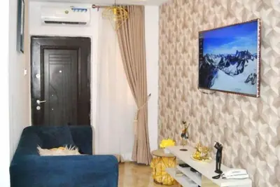 Image de A 2 Bedroom Luxury Apartment in a serene environment and well furnished.