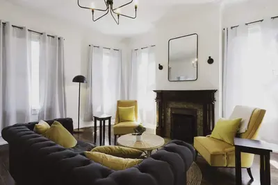 Image de Prime Location w/ Balcony ★ Walk to Forsyth Park & Local Shops & Restaurants