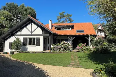 Image de Villa Hossegor, en centre ville à 50 m du Lac marin
