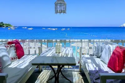 Image de By the Sea beachfront luxury apartment with a large patio