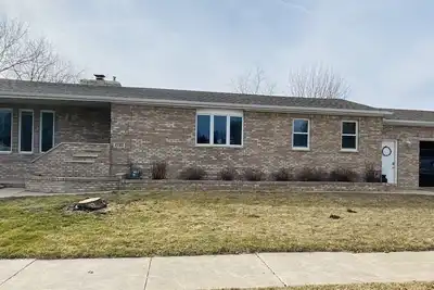 Image de Beautiful 4br home located within blocks of Eaa grounds!