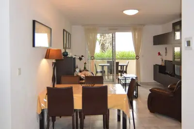 Image de Bel appartement climatisé à Mèze avec parking et accès à la plage