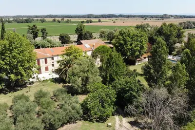 Gite With Shared Pool In The Camargue