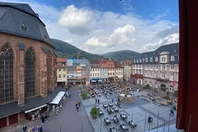 Image de Apartment 4 / Young Werther