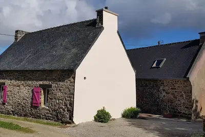 Image de Charmant \"Penty\" indépendant rénové de 3 pièces terrasse, jardinet et parking