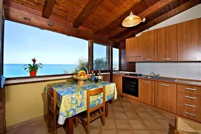 Image de maison / villa - 3 pièces - 4/5 personnes