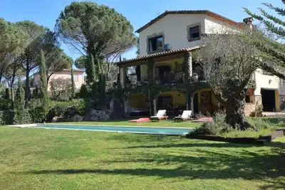 Image de Swing CostaBravaSi - Piscine, Bbq, Golf, jardin