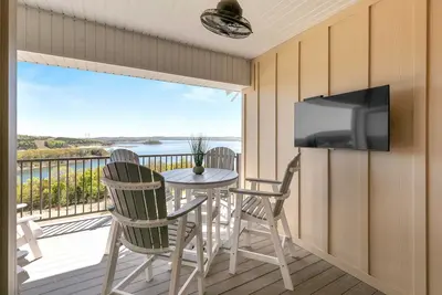 Image de Majestic  Condos on Table Rock Lake - 4 Bedroom - Views for Miles yet Close to Branson! | 421