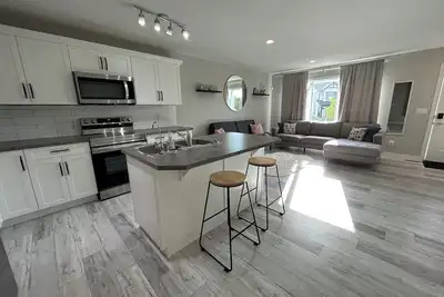 Image de Modern Townhouse by the Lake