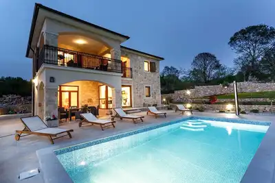 Image de Maison Ambra (63081-K1)