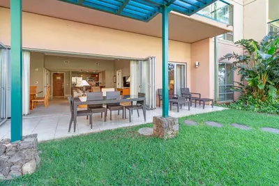 Image de Maui Resort Rentals: Honua Kai - 4 Total Bedrooms, Ground Floor, Steps to Pools, Beach, BBQs, Partial Ocean Views from Lawn Area!