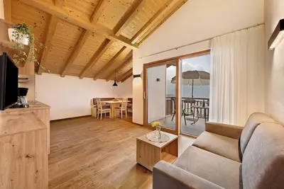 Image de Appartement de vacances \"Rosenblick\" avec vue sur les montagnes, terrasse, balcon et jardin