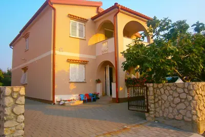 Image de Appartements Verica, (16487), Privlaka, Croatia