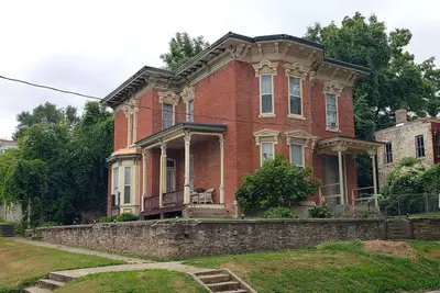 Image de Admiral Fuqua House - Large downtown Hannibal Home