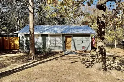 Image de Cozy & Comfortable - close to Lake Texoma ( plus 40 amp Rv HookUp)