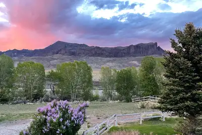 Image de Between Cody & Yellowstone Lodging & Fishing on The Shoshone River (Listing #2)