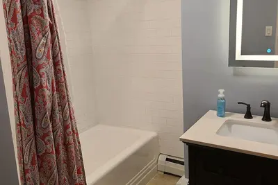 Image de Midway between Saratoga Springs and Lake George