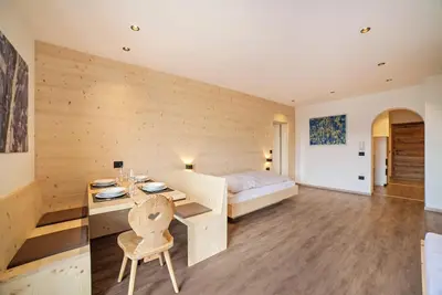 Image de Appartement de vacances \"Sofia Gross\" avec vue panoramique sur les montagnes et jardin partagé