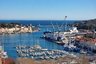 Image de Studio cabine avec terrasse ensoleillée à Port-Vendres