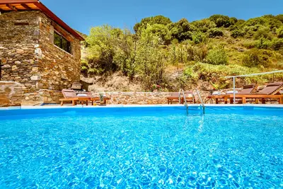 Image de Ellafos Traditional Living