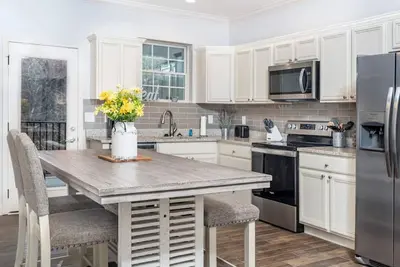 Elegant Cades Cove Condo with Community Pool!