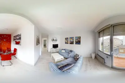 Image de Newly renovated apartments 100 m. of the beach
