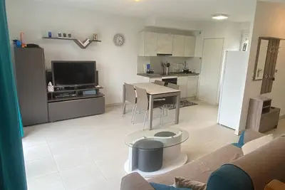 Image de Villa Bianca - Appartement Duplex climatisé à 500m de la plage (ref 342733)
