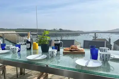 Image de The Penthouse, family friendly, country holiday cottage in Salcombe