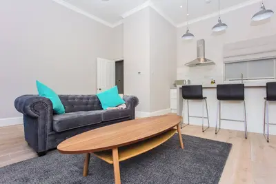 Image de Modern and Spacious 1 Bedroom Apartment in London