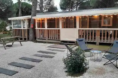 Image de Mobilhome tout confort 6 personnes 2 Sdb 3 Ch camping l'oasis village 5🌟