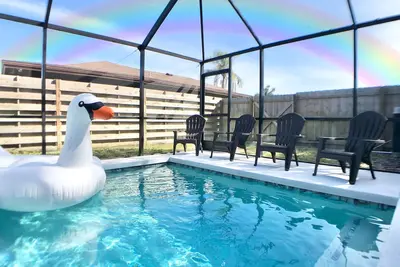 Image de Beach - Heated Pool - Fire Pit - 80 in Tv!