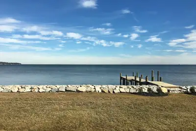 Image de Newer Waterfront Home on the Chesapeake Bay