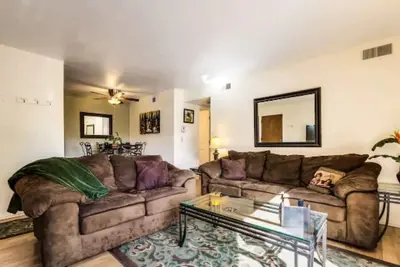 Image de 2br, Beautifully Remodeled, Central, Happy Place!