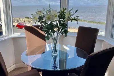 Bay View Apartment