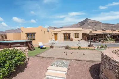 Image de Villa \"La Vista de Tefía\" avec vue sur la montagne, piscine, Wi-Fi, terrasse et jardin
