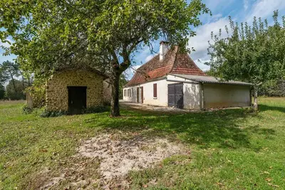 Image de Maison de vacances Ă Cendrieux avec abri de jardin