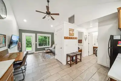 Image de GrandLake*Kayak*Forest View*Firepit*King*Lakefront