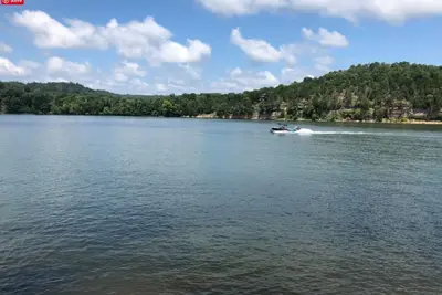 Image de Relaxing-Cozy Water Front Rv Lot overlooking the Tennessee River - Kentucky Lake