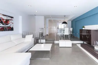 Image de Precioso Apartamento DÚPLEX Situado En Primera LÍNEA De Playa