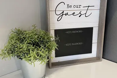 Image de Break Away -  New Lakefront Modern Farmhouse 6br-Outdoor Bar and Kitchen