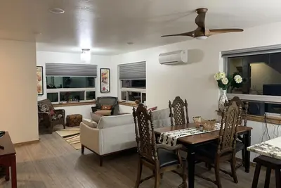 Image de Lovely New Townhouse