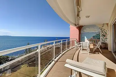 Image de Beautiful 4 room apartment, Sea view