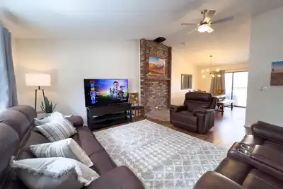 Image de Retreat - Lake Powell - Antelope Canyon - Horseshoe Bend - Lots of boat parking!