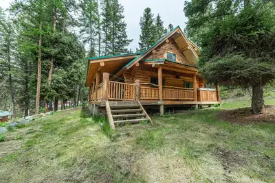 Image de Wayne Manor-Première Classe-Cabane-Salle de bain privée-Vue sur Lac