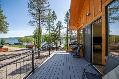 Image de Treehouse-Premium-Loft-Salle de bain privée-Vue sur Lac